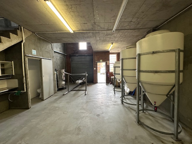 To Let commercial Property for Rent in Maitland Western Cape